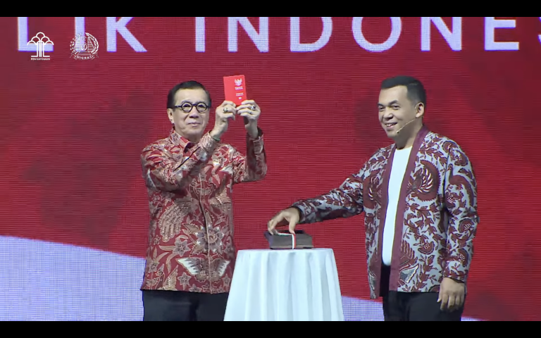 Kemenkumham Luncurkan Desain Paspor Baru