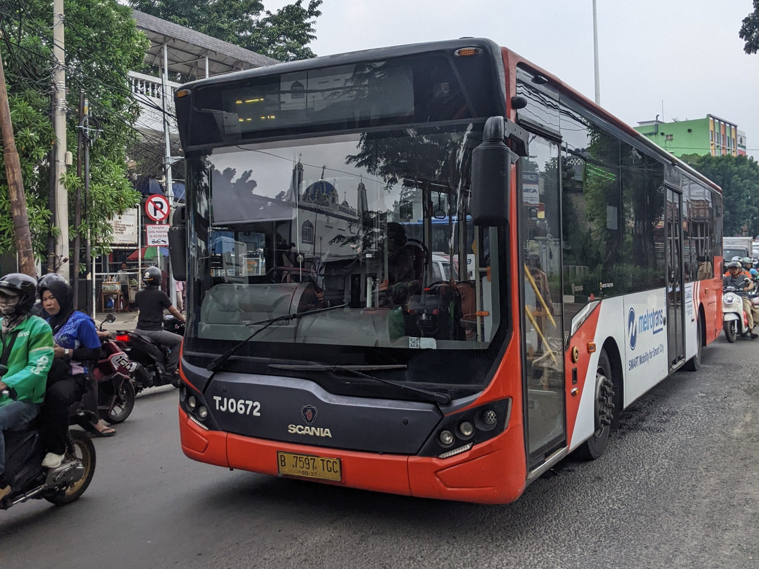 HUT Jakarta 498: Naik TJ, MRT, dan LRT Cuma Rp1 di 22 Juni Ini