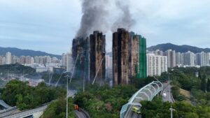Kebakaran Apartemen Hong Kong: 1 WNI Dirawat, 7 Orang Tewas