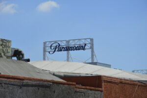 Netflix Batal Akuisisi Warner Bros, Paramount Bakal Ambil Alih